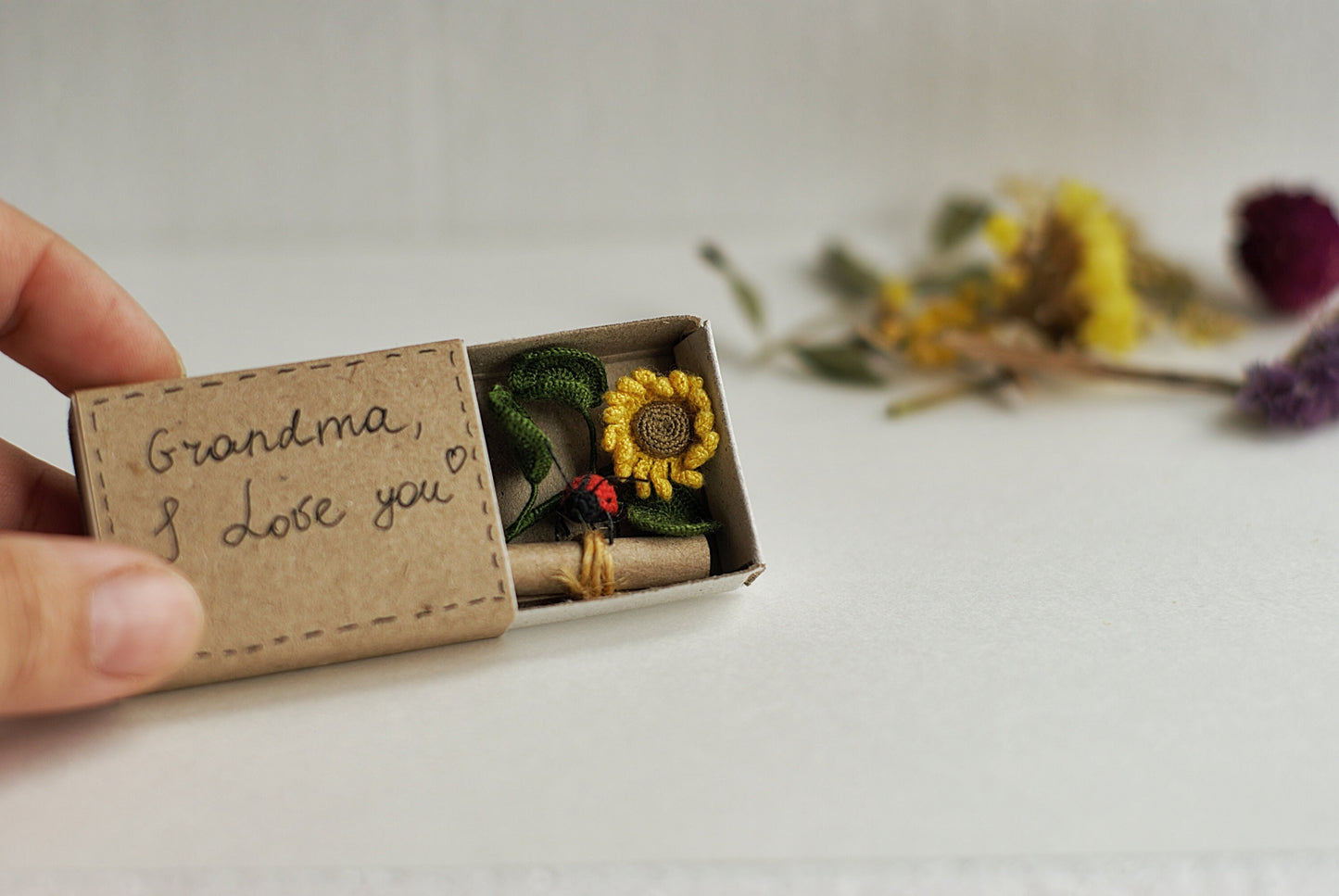 Personalized gift box with ladybug and sunflower