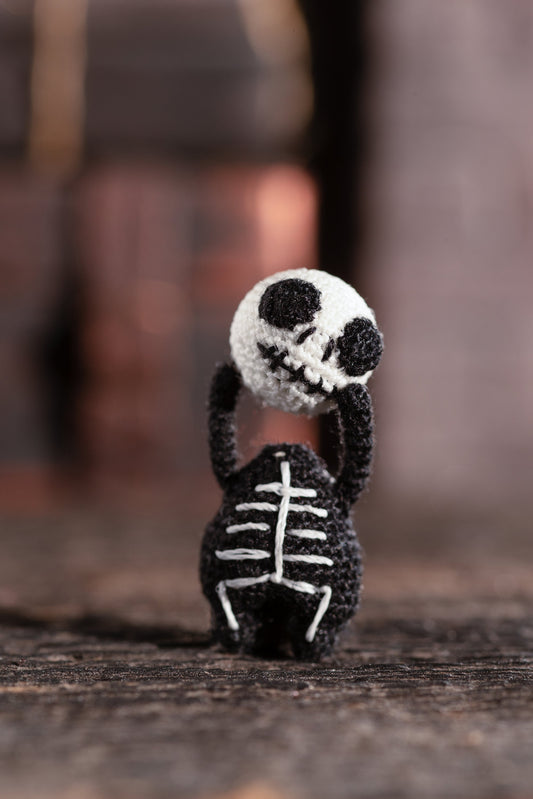 Miniature monster doll with removable head